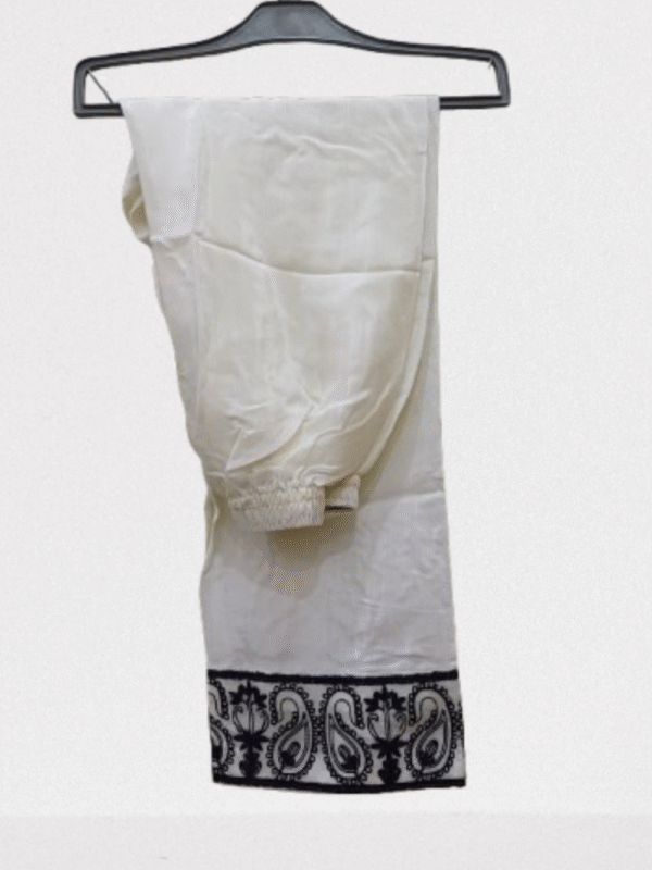White Embroidered Khaddi Net 3-Piece Suit - Image 5